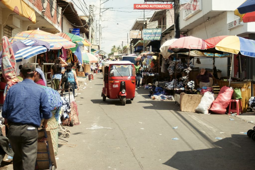 Chronic and transient poverty in El Salvador What are their