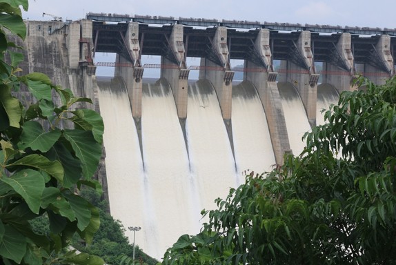 Big Dams and Big Ideas: Arundhati Roy and the Narmada Valley Development Project